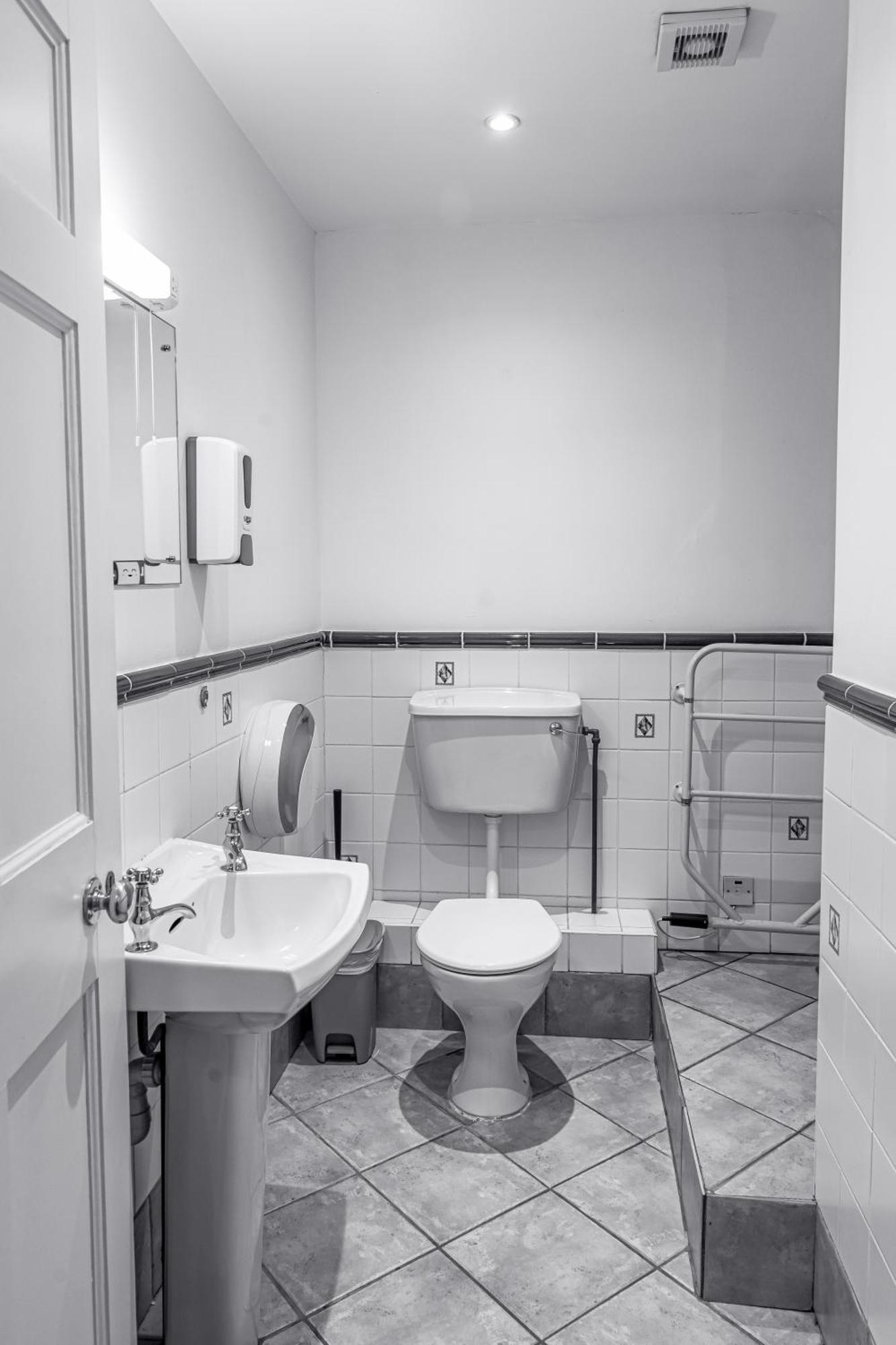 Leevin Hostel George Dublin Luaran gambar